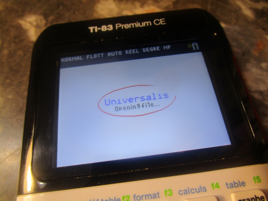 TI-83 Premium CE + Universalis